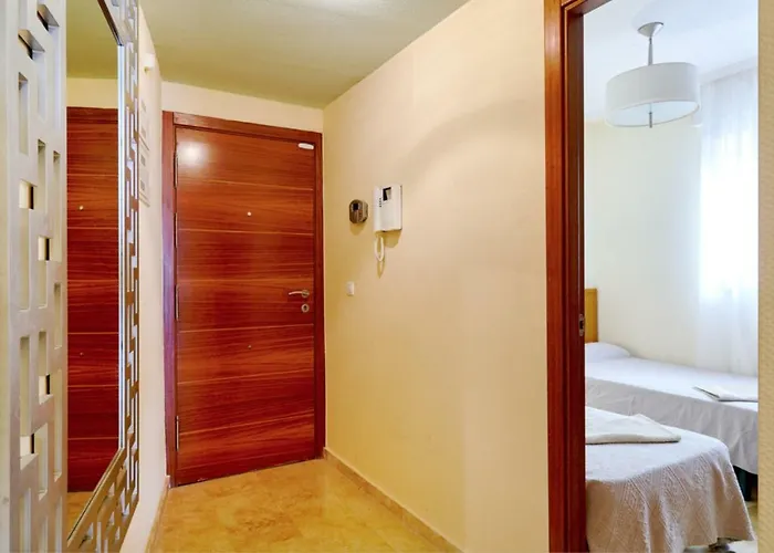 Apartment Sea Front Callas De *