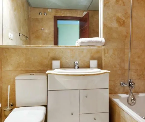 Sea Front Callas De *